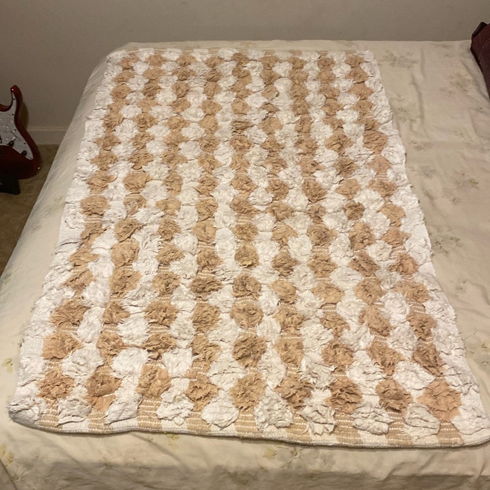 💫 Large Cream Rug